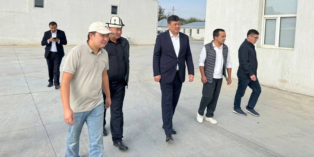 Глава Минсельхоза Бакыт Торобаев посетил Jal Agro Logistics изображение публикации