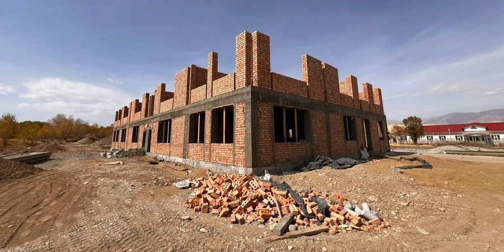 В Нарынской области строят детсад на 120 мест за 79 млн сомов изображение публикации
