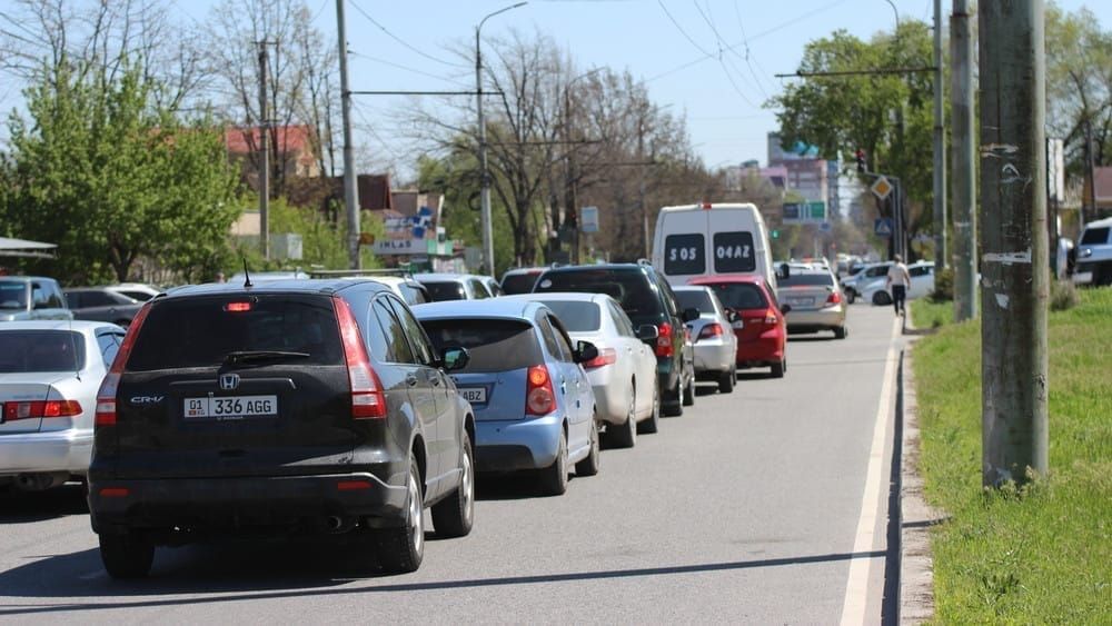 В Бишкеке могут ввести реверсивное движение — на самых загруженных улицах изображение публикации