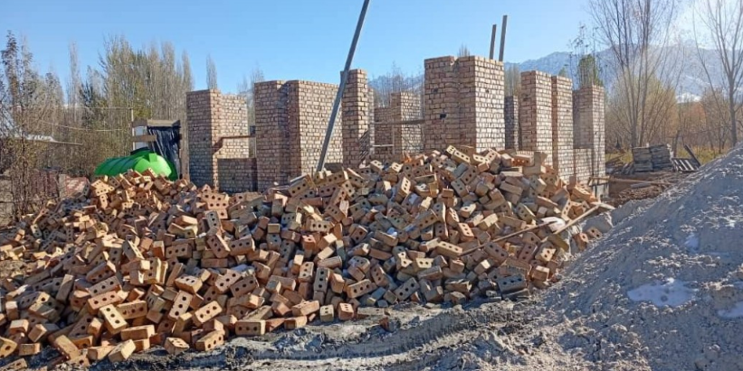 Новое здание НЭСК в Лейлекском районе завершат в декабре 2025 года изображение публикации