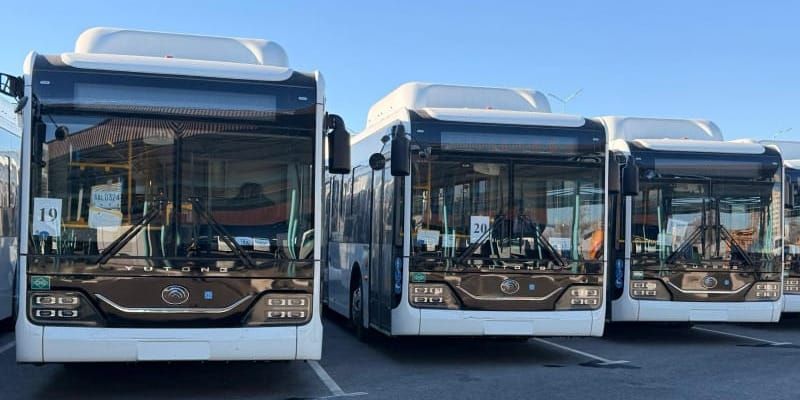 В Бишкек доставили 95 новых 12-метровых автобусов большой вместимости изображение публикации