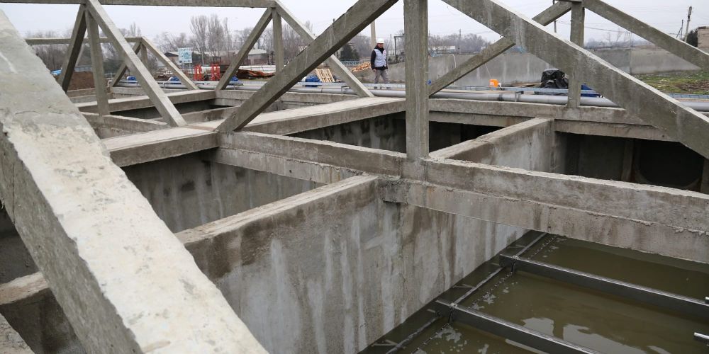 Глава НАИ проверил ход ГЧП-модернизации очистных сооружений в Бишкеке изображение публикации