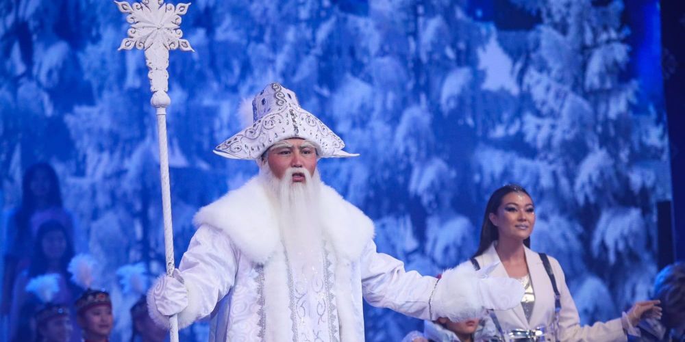 Президентская елка в Бишкеке собрала 1100 детей со всех регионов Кыргызстана изображение публикации