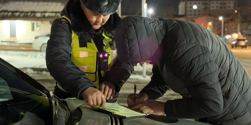 В Ленинском районе Бишкека провели рейд против нелегальных межрегиональных такси изображение публикации