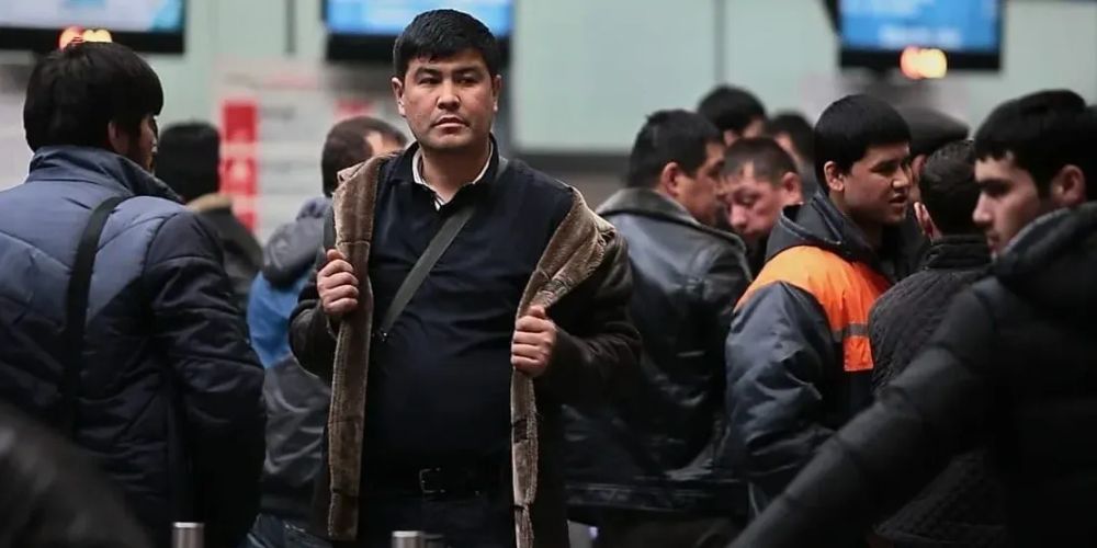 Вячеслав Володин анонсировал ужесточение миграционных правил в РФ изображение публикации