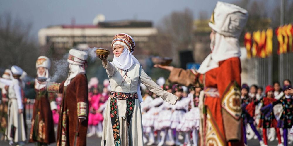 Бишкек и Исламабад готовят совместные мероприятия к Ноорузу изображение публикации