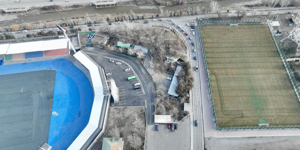 Государству вернули 2 700 м² земли на территории центрального стадиона Оша изображение публикации