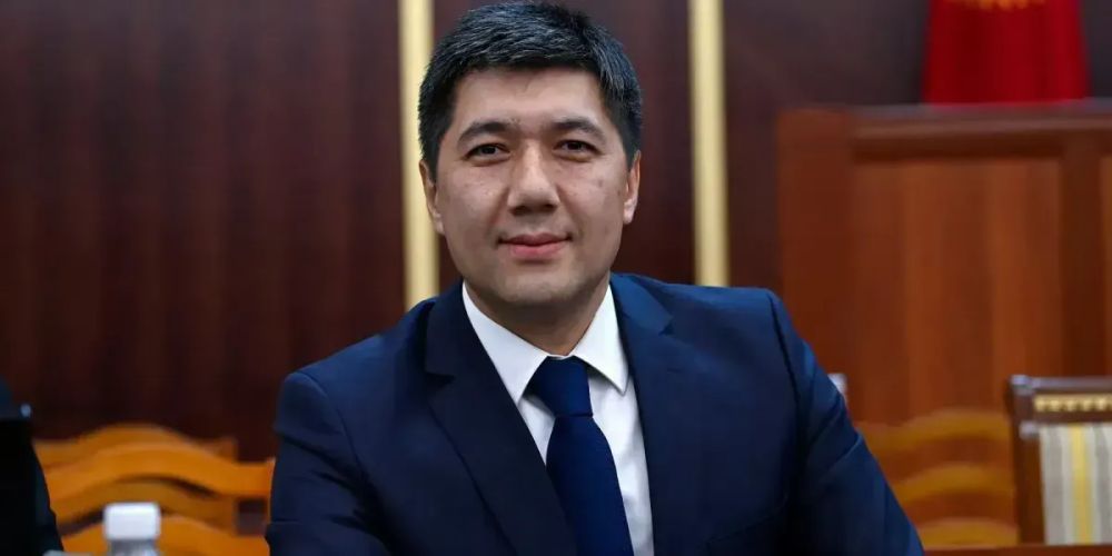 Мелис Тургунбаев рассказал, как Кыргызстан смог воспользоваться глобальной турбулентностью изображение публикации