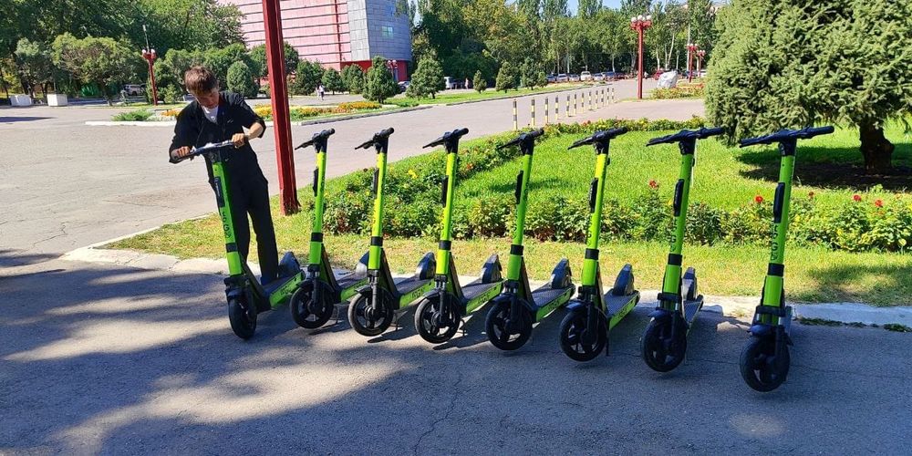 Мэрия Бишкека предлагает блокировать самокатчиков, нарушающих ПДД изображение публикации