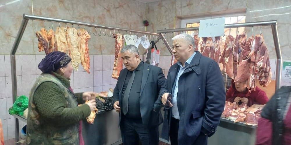 Баранины нет, говядина в фокусе: Госантимонополия проверила мясные лавки Канта и Токмока изображение публикации