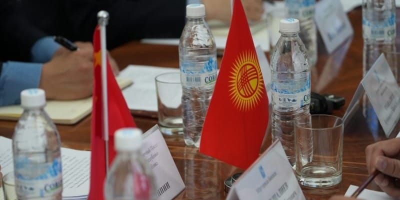 Айбек Джунушалиев обсудил с послом КНР развитие Бишкека изображение публикации