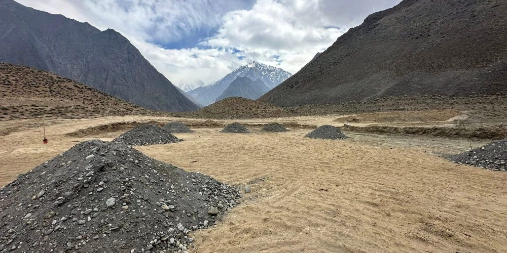 В высокогорном селе Зардалы строят футбольную площадку изображение публикации