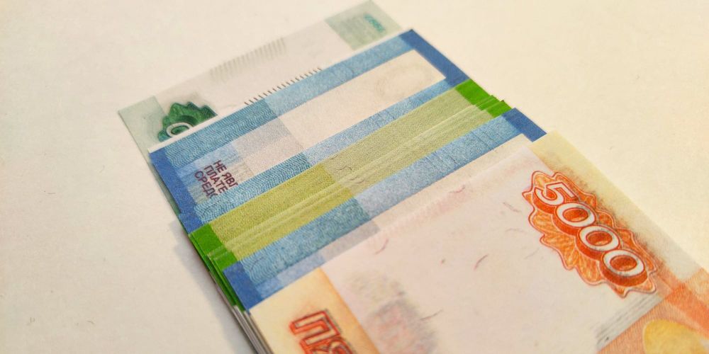 Нацбанк Кыргызстана обязал банки ежедневно отчитываться о сделках свыше 5 млн рублей изображение публикации