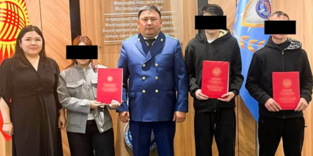 После вмешательства прокуратуры Кара-Суу трое сирот получили по 6 соток под жилье изображение публикации