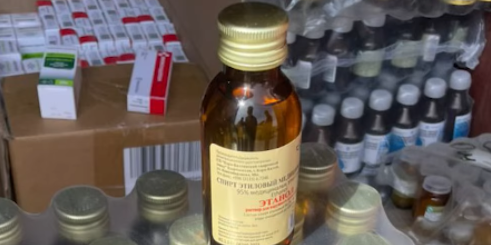 В Бишкеке накрыли склад нелегальных лекарств: изъято 7 тысяч упаковок препаратов изображение публикации