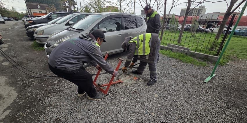 Шлагбаумы вне закона: в Бишкеке массово сносят ограждения, нарушающие дизайн-код изображение публикации