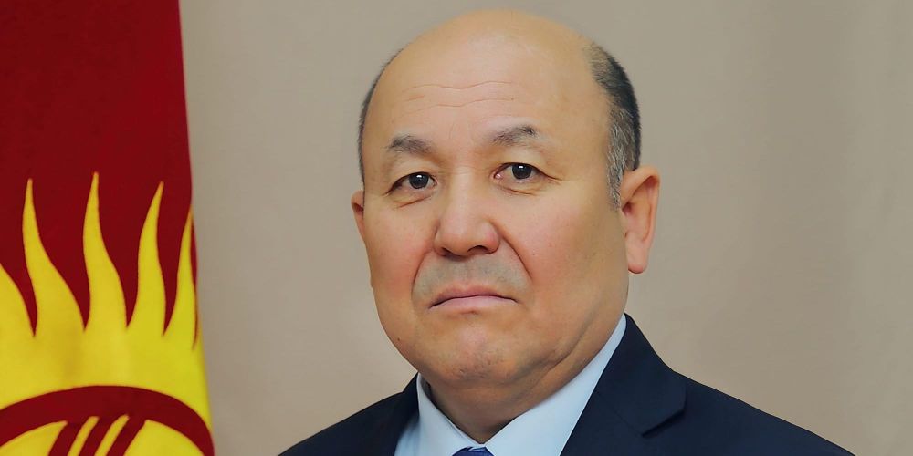 Садыр Жапаров переназначил Алмазбека Акматова главой Счетной палаты Кыргызстана изображение публикации