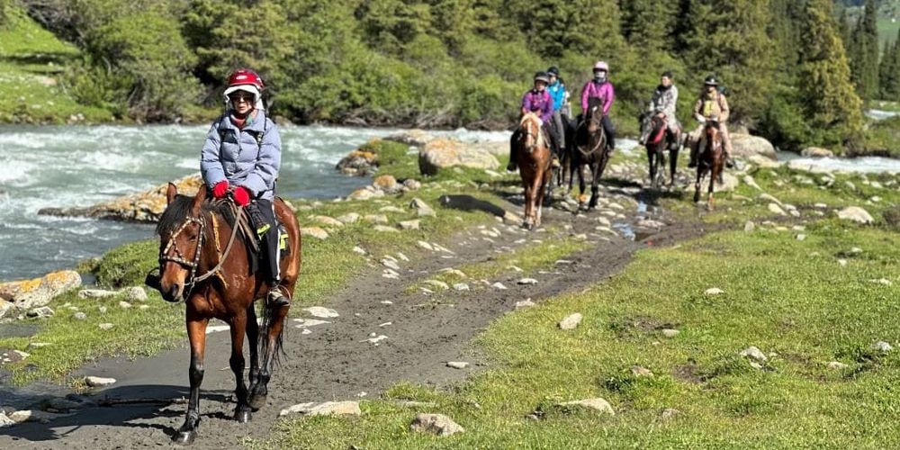 В Кыргызстане создано Госагентство по развитию туризма при кабмине изображение публикации