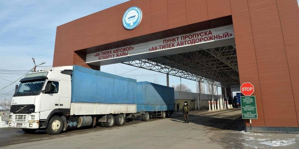 Казахстан ускорит прохождение границы для грузовиков в восемь раз изображение публикации