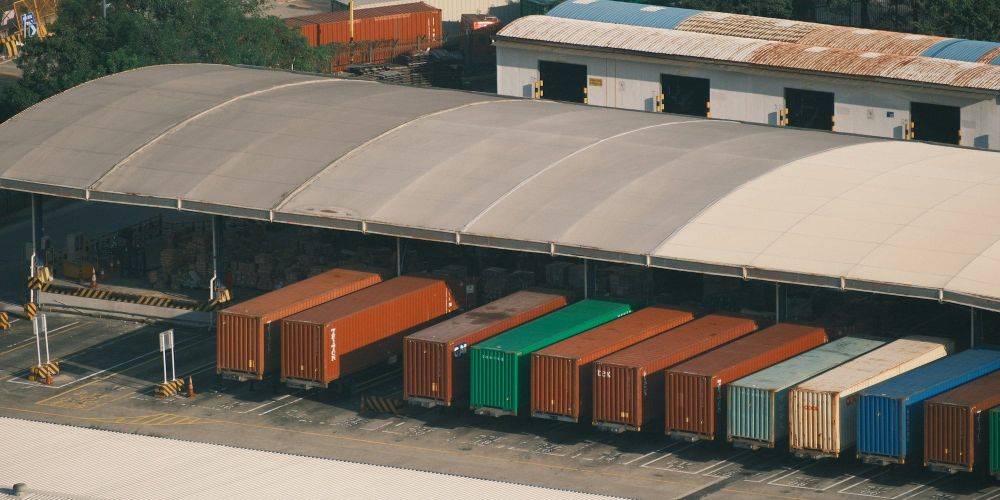 Более половины экспорта Кыргызстана уходит в ЕАЭС: зависимость от РФ и Казахстана сохраняется изображение публикации