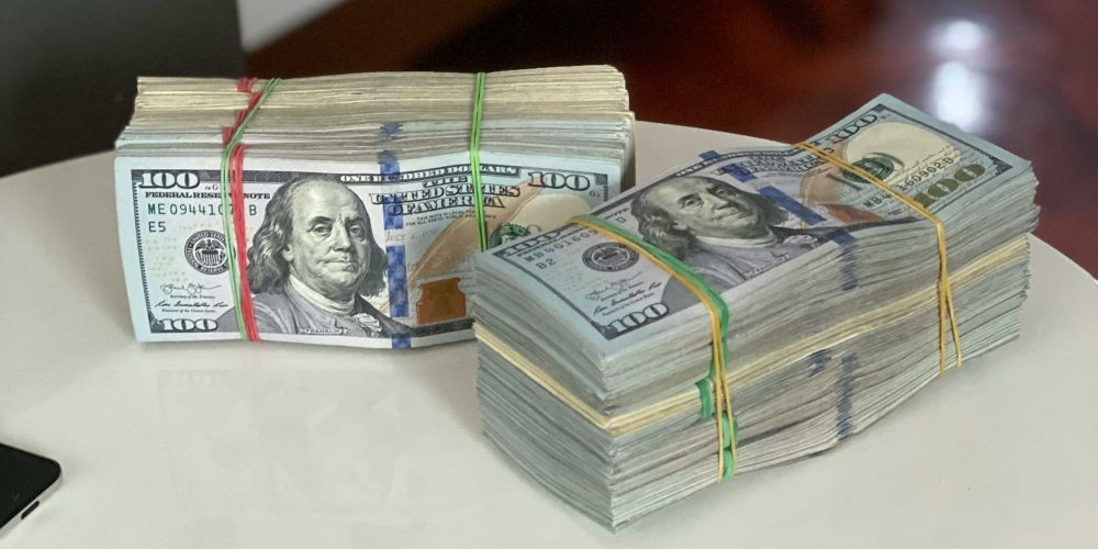 Финсектор Кыргызстана за квартал заработал 9.5 млрд сомов — львиную долю взяли банки изображение публикации
