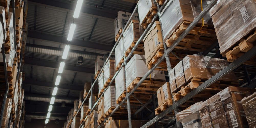 «Складов нет, но вы держитесь»: что тормозит логистику и e-commerce в Кыргызстане изображение публикации