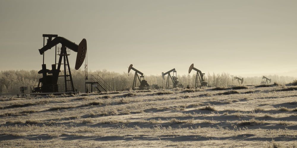 Семь стран ОПЕК+ увеличат добычу нефти на 188 тысяч баррелей в сутки изображение публикации