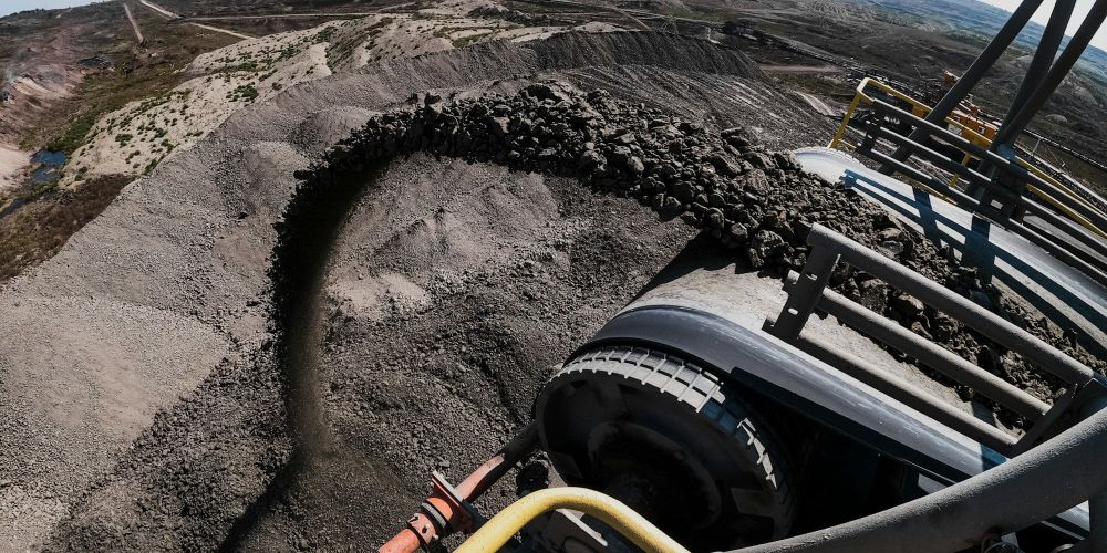 «Кыргызкомур» закупит сортировочный комплекс для Кара-Кече за 58.2 млн сомов изображение публикации