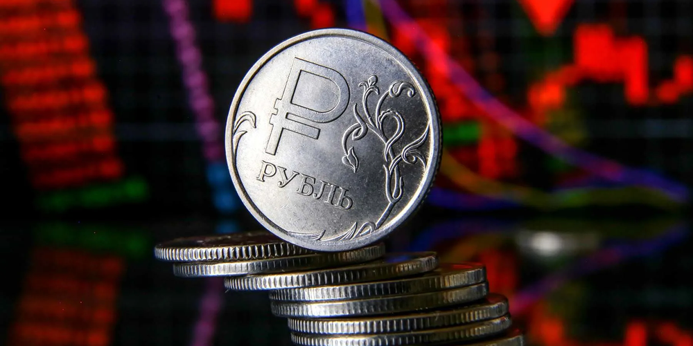 Нацбанк Кыргызстана объяснил рост комиссий на переводы в рублях до 10% изображение публикации