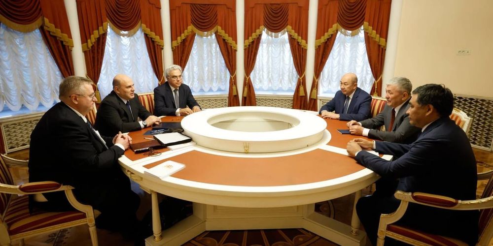 Касымалиев встретился с Михаилом Мишустиным в Екатеринбурге изображение публикации