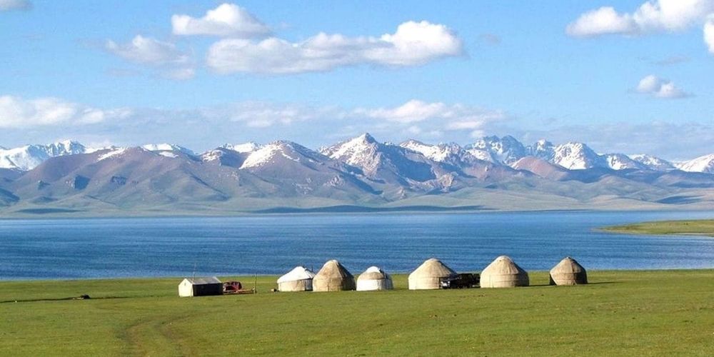 Водолазы МЧС подняли со дна Сон-Куля 16.5 км сетей изображение публикации