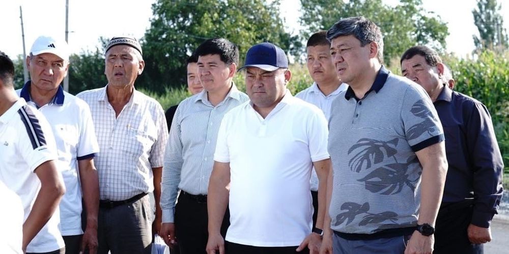 Торобаев проверил строительство лицея, Дворца спорта, рынка и дороги в Джалал-Абадской области изображение публикации