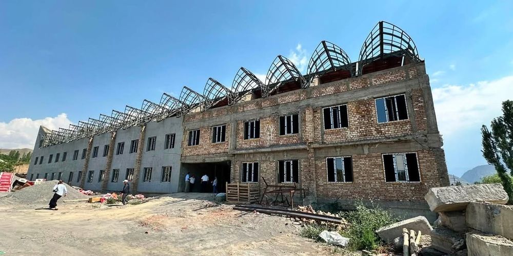 В Кадамжае строят Единый центр обслуживания населения за 110 млн сомов изображение публикации
