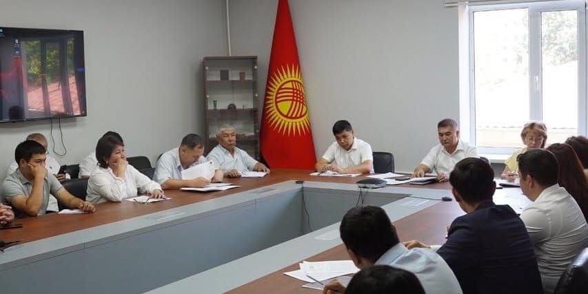 Горнодобытчикам Кыргызстана урезали сроки пересчета запасов месторождений изображение публикации