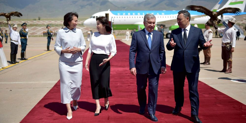 Шавкат Мирзиёев прибыл с государственным визитом в Кыргызстан — фото изображение публикации