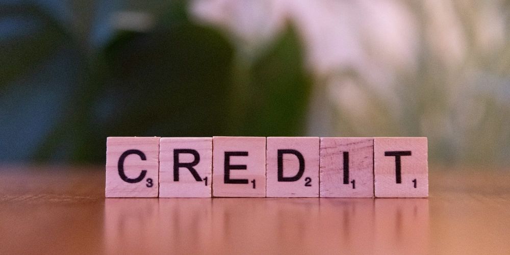 Бизнес Кыргызстана должен 661.8 млрд сомов: почти 57% кредитов пришли из-за рубежа изображение публикации