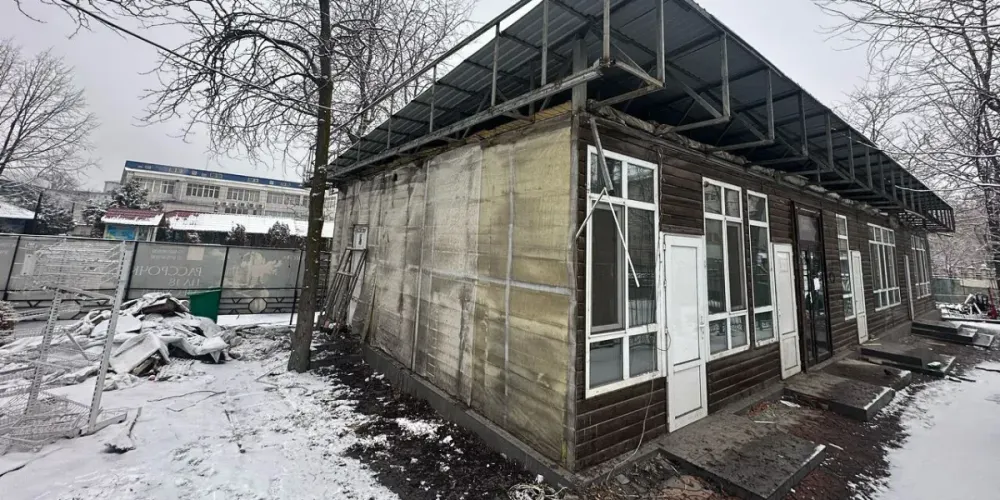 Мэрия Бишкека оштрафовала центр отдыха «Тартуга» на 100 тысяч сомов за самовольное строительство изображение публикации