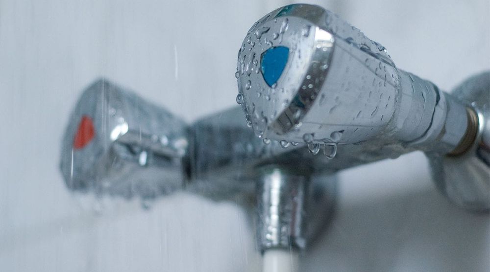 В трех жилмассивах Бишкека 27 февраля отключат воду изображение публикации