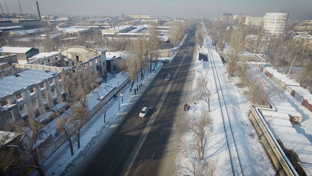 Депутат ЖК предложил строить новые микрорайоны в Токмоке и Кара-Балте для разгрузки Бишкека изображение публикации