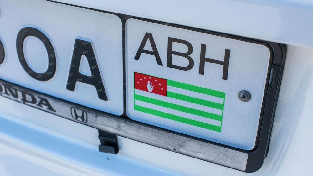 Как будут легализовывать автомобили с иностранными номерами? Определены три этапа изображение публикации