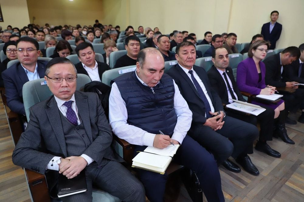 В Бишкеке чиновникам напомнили о жестких последствиях организации коррупционных схем изображение публикации