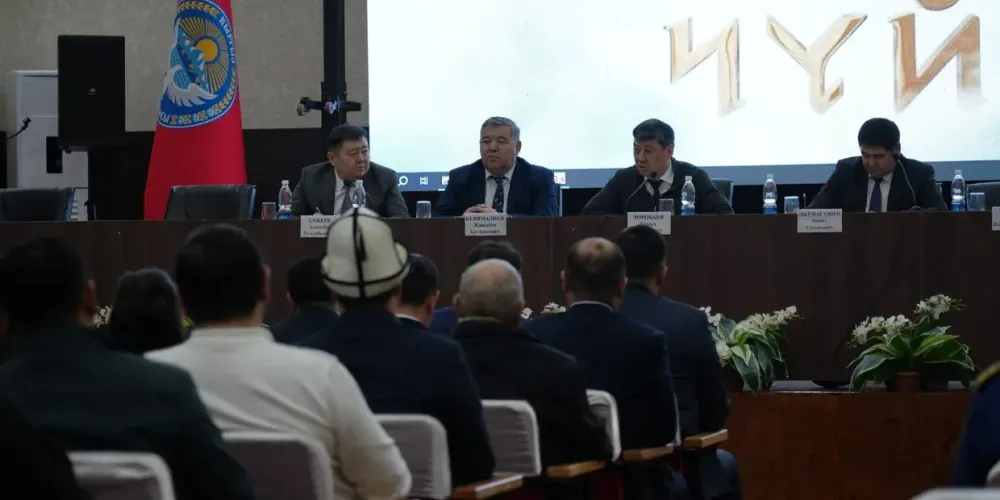 Бакыт Торобаев рассказал аграриям о проекте финансирования объединенных товаропроизводителей изображение публикации