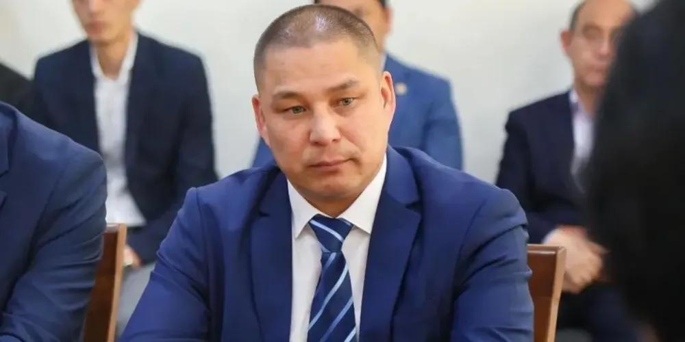 Айбек Абдымомунов назначен директором Госагентства физической культуры и спорта. Что о нем известно? изображение публикации