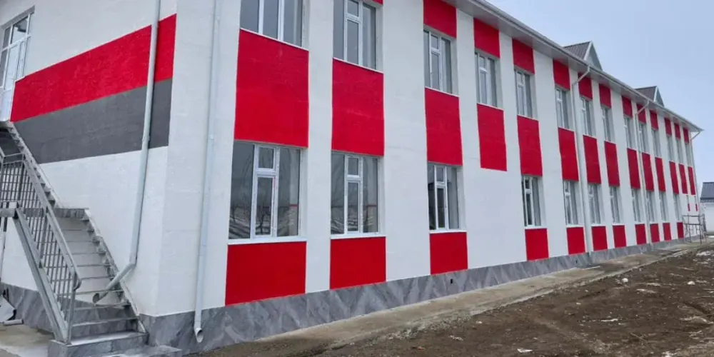 В Лейлекском районе завершают строительство новой школы на 225 мест изображение публикации