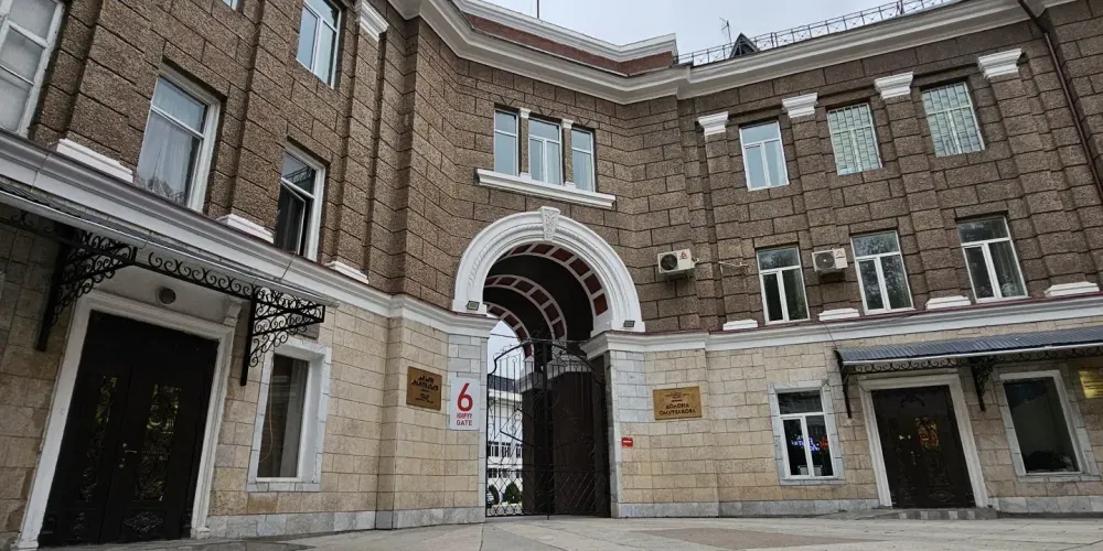 Счетная палата выявила нарушения на 4.4 млн сомов в Госагентстве физкультуры и спорта изображение публикации