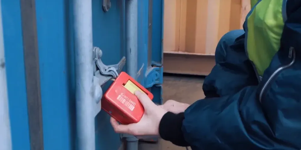 Власти Кыргызстана утвердили точки установки навигационных пломб для перевозок в ЕАЭС изображение публикации