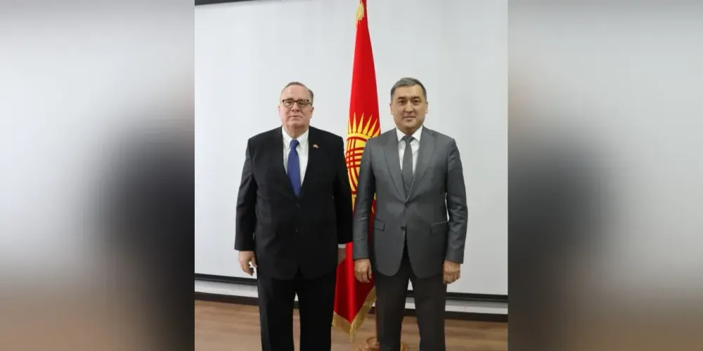 Глава Минсоцтруда и посол США обсудили борьбу с торговлей людьми изображение публикации