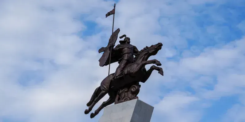 В Кыргызстане построят парк по мотивам эпоса Манас — инвестором выступит компания из США изображение публикации