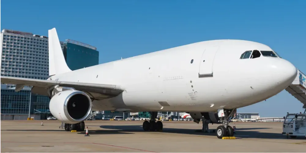 Компания нарушила таможенные правила при ввозе 44-летнего Airbus A300 в КР изображение публикации