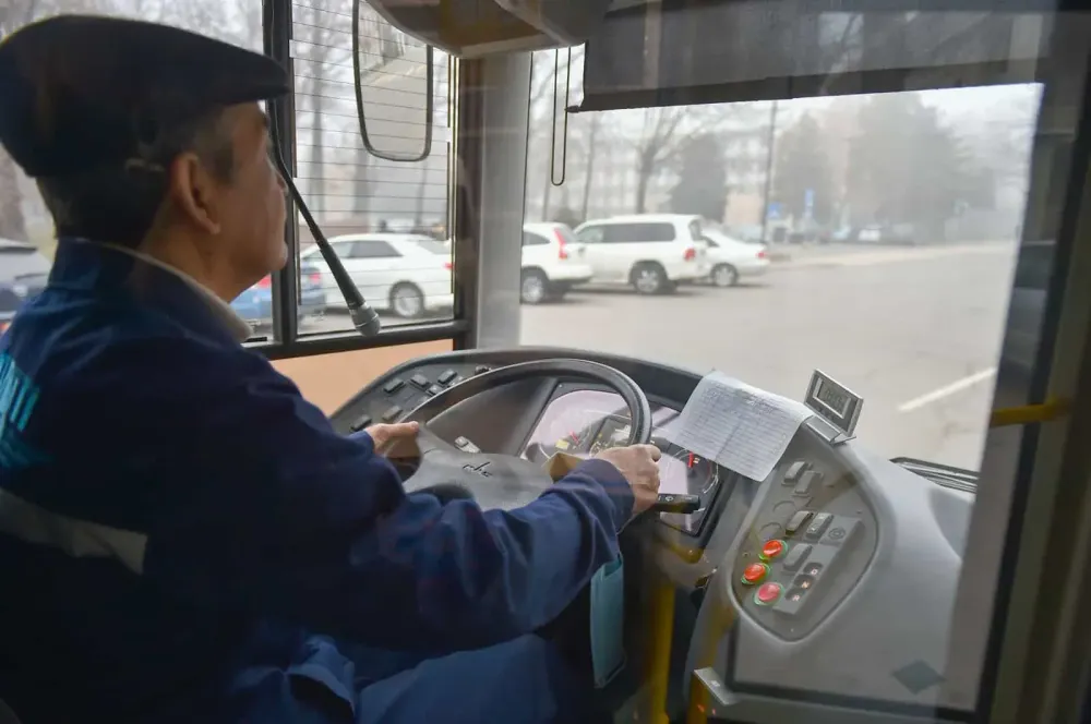 Водителям междугородних маршруток напомнили о недопустимости повышения цен на проезд в Новый год изображение публикации